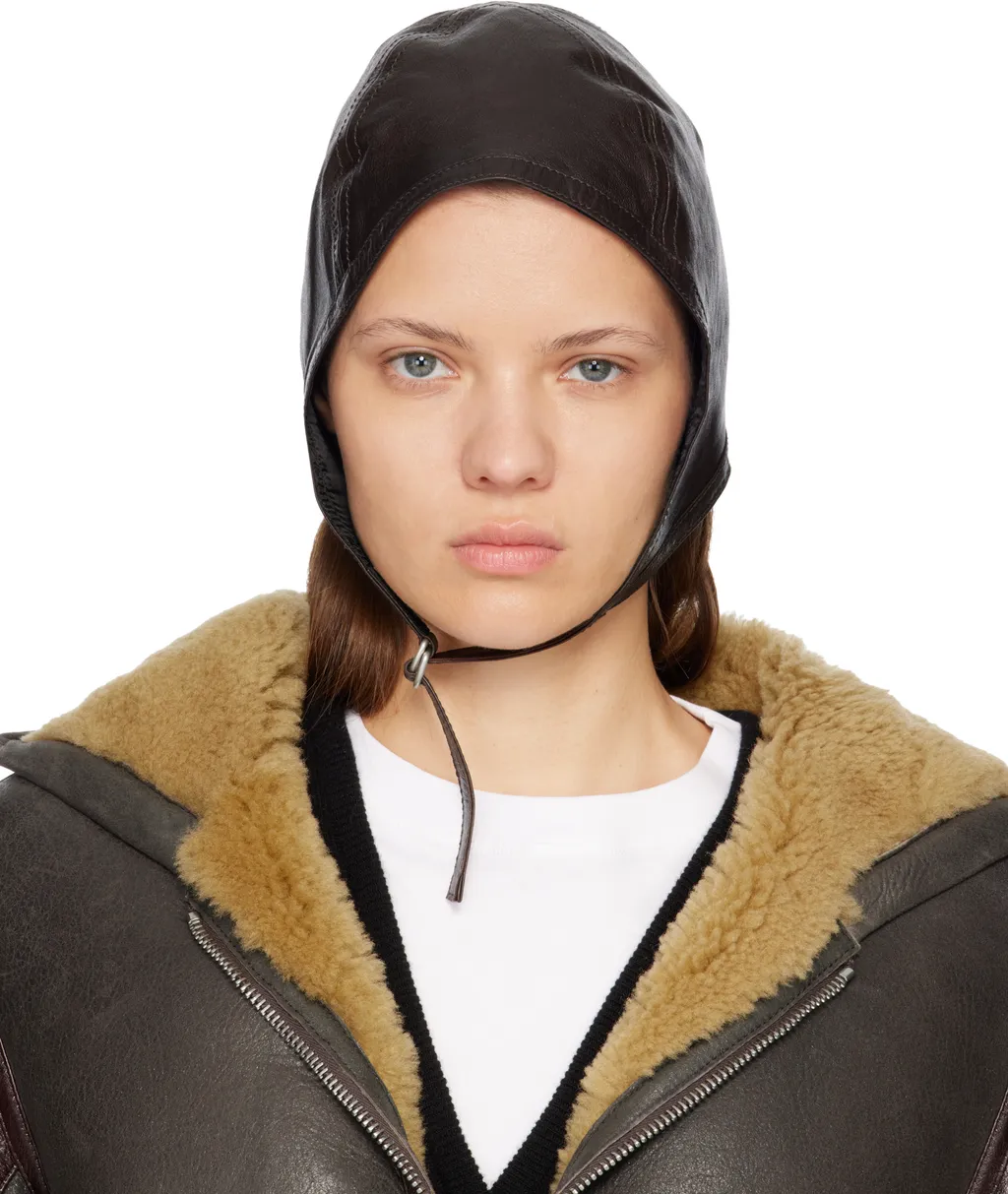 Earm-Covering Hat