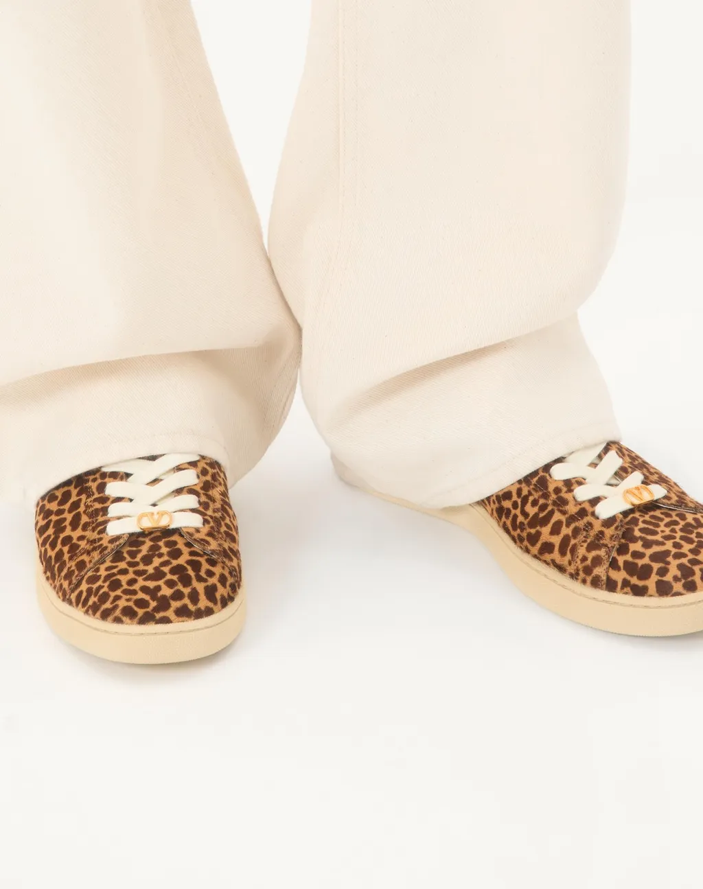 Valentino	Royco Leopard Printed Lace-Up Sneakers