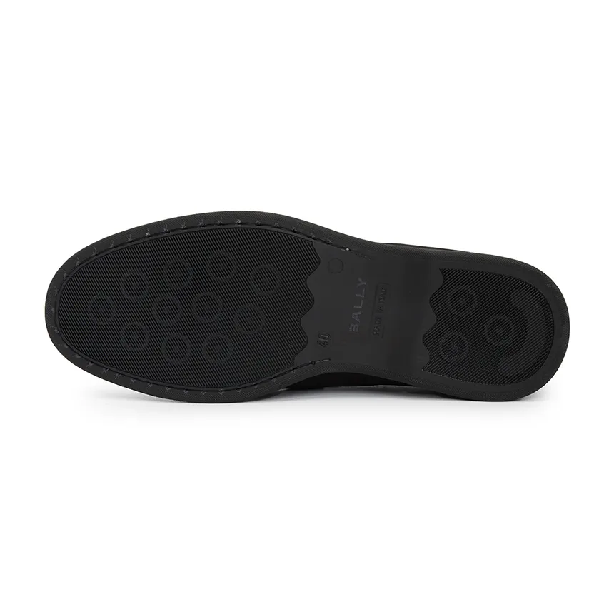 Round-Toe Casual Shoes