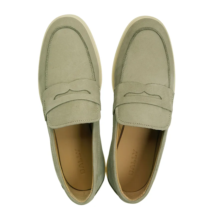 Round-Toe Casual Shoes