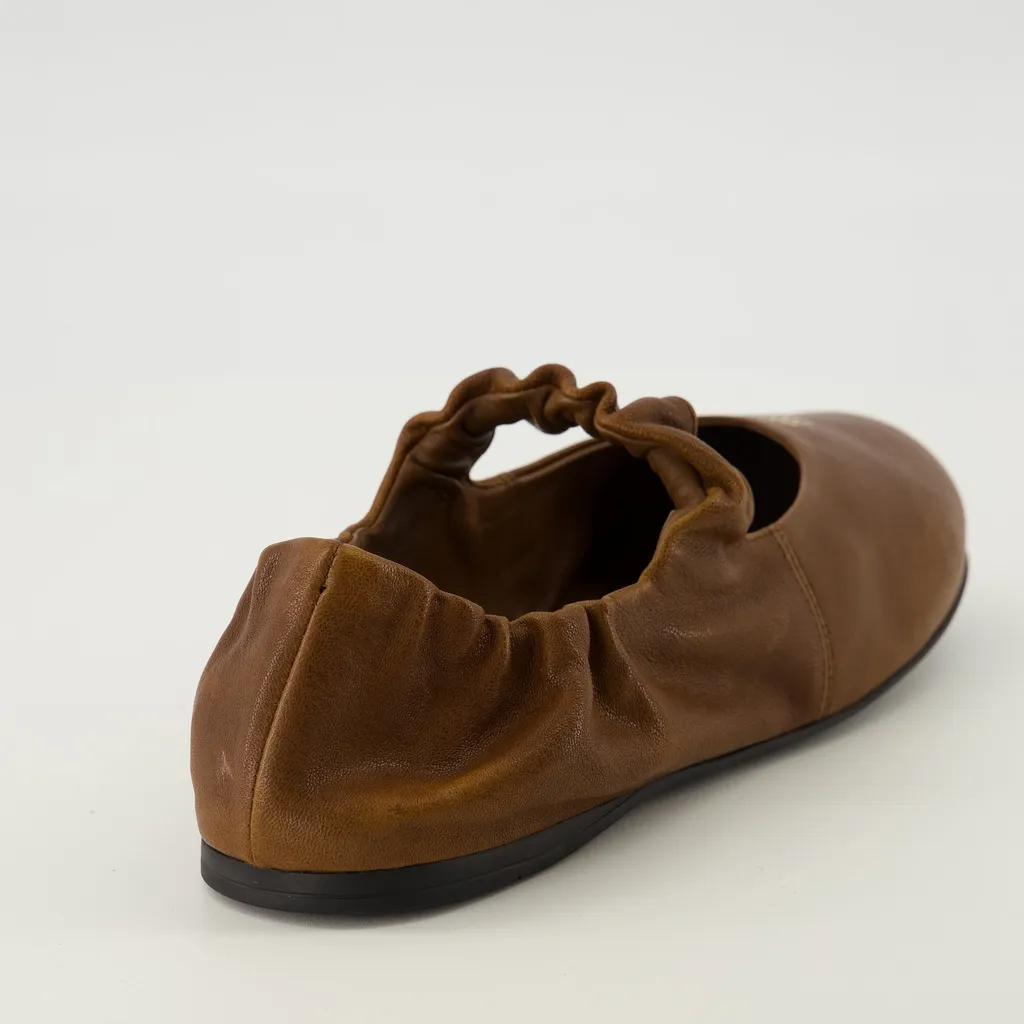Miu Miu Logo-Detailed Ballet Flats