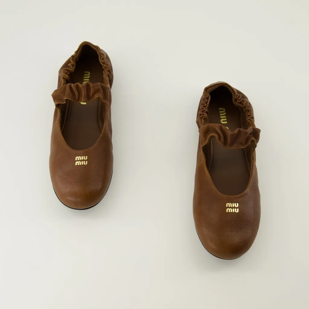 Miu Miu Logo-Detailed Ballet Flats