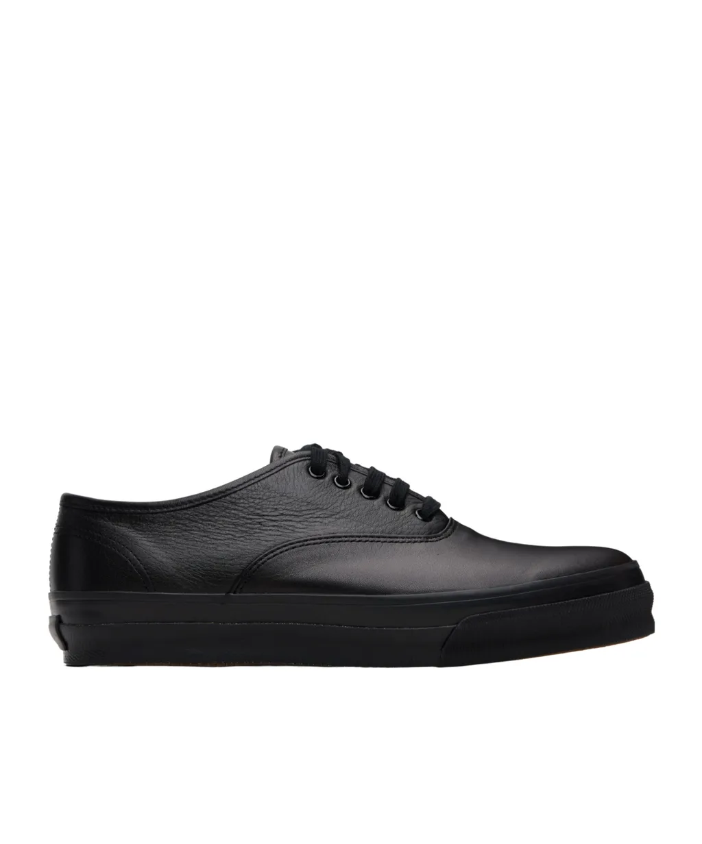 Round-Toe Low-Top Casual Sneakers