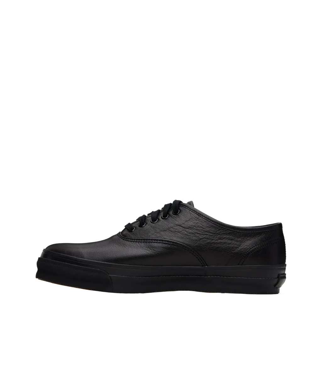 Round-Toe Low-Top Casual Sneakers