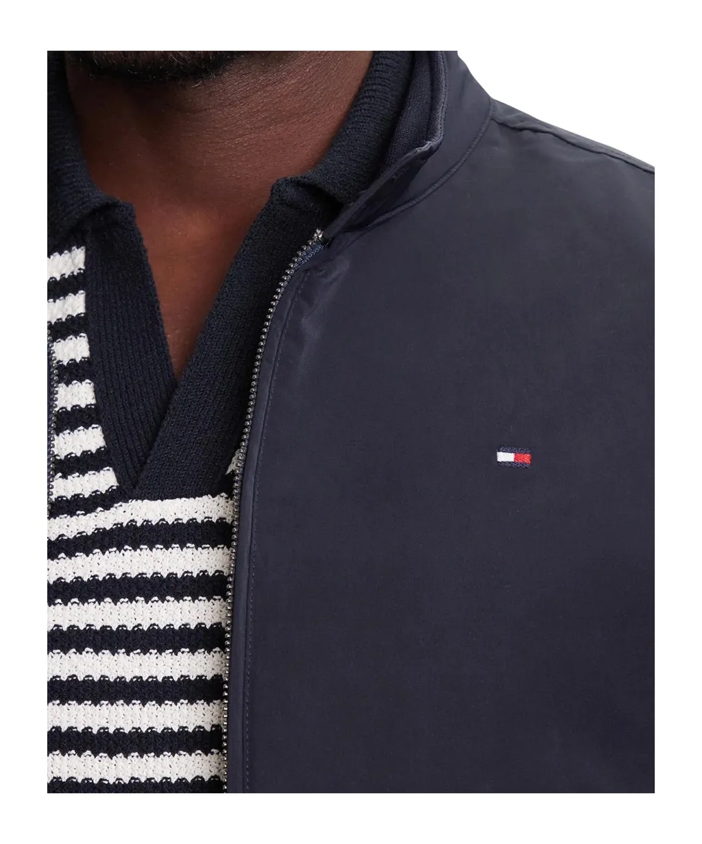 Long-Sleeved Zip-Up Jacket
