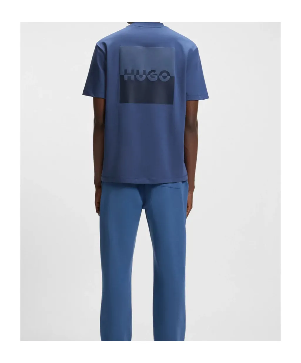 Short-Sleeved T-Shirt