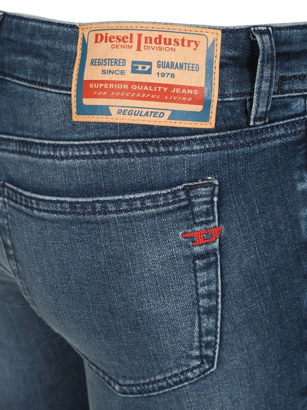 Diesel 1969 D Ebbey Bootcut Fit Jeans
