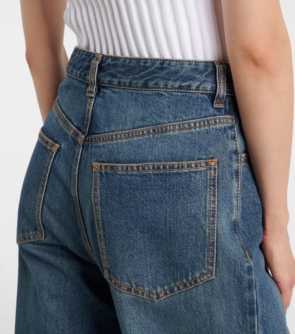 Low-Rise Straight Jeans