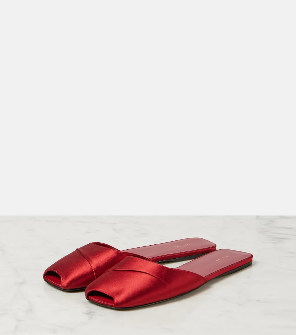 Milla Flat Sandals