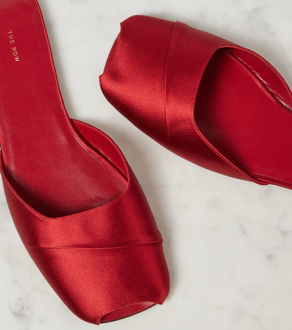 Milla Flat Sandals