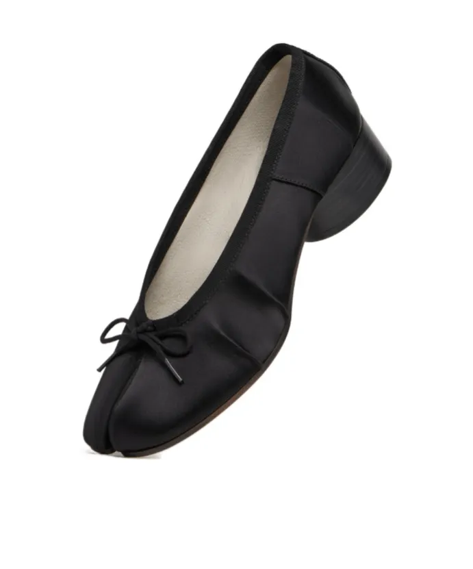 Maison Margiela Tabi Ballet Flats