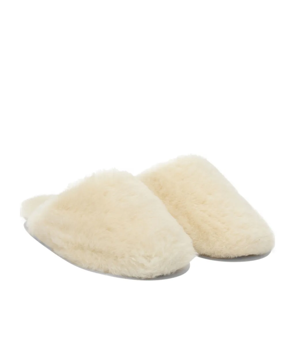 Round-Toe Slippers