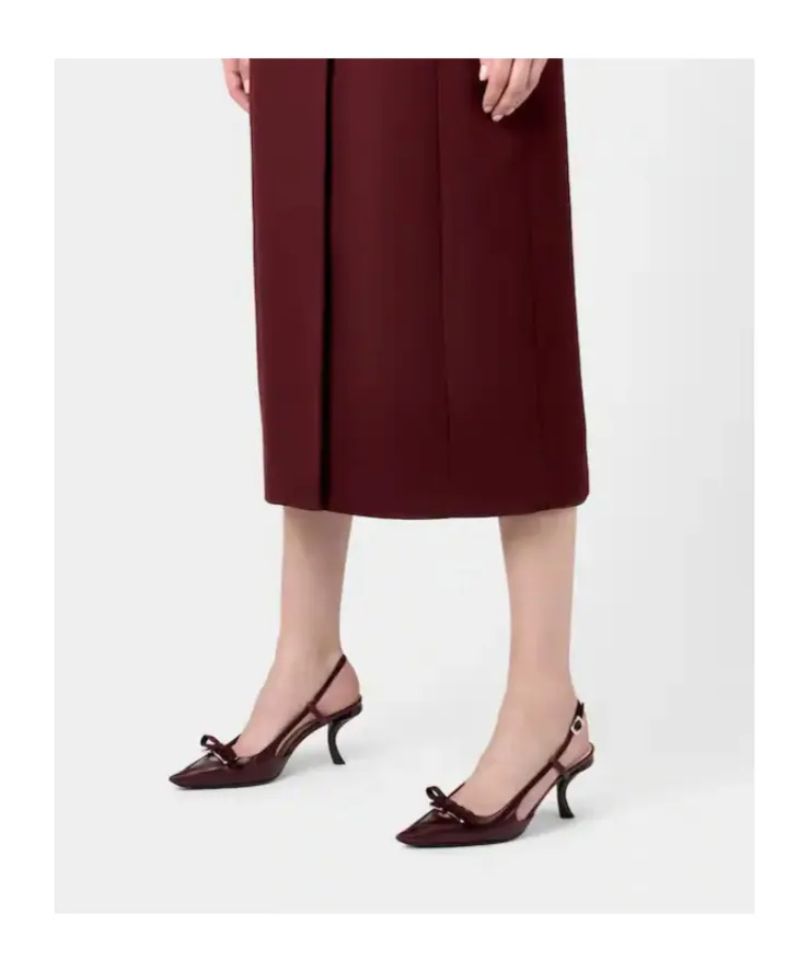 Virgule Slingback Pumps In Leather