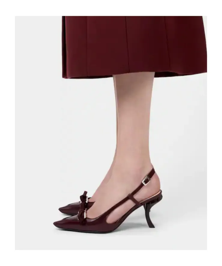 Virgule Slingback Pumps In Leather