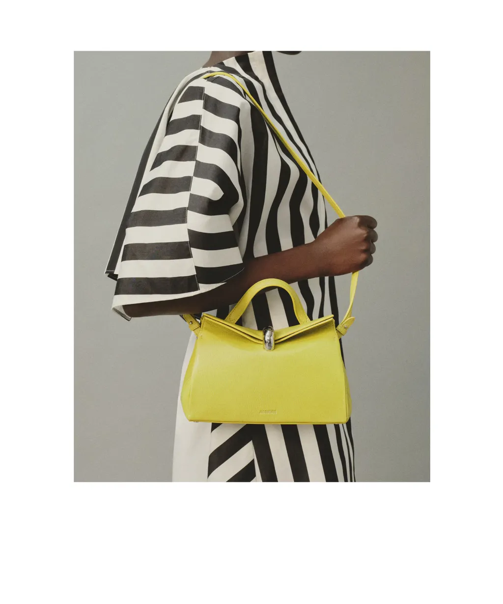 Single-Handle Shoulder Bag