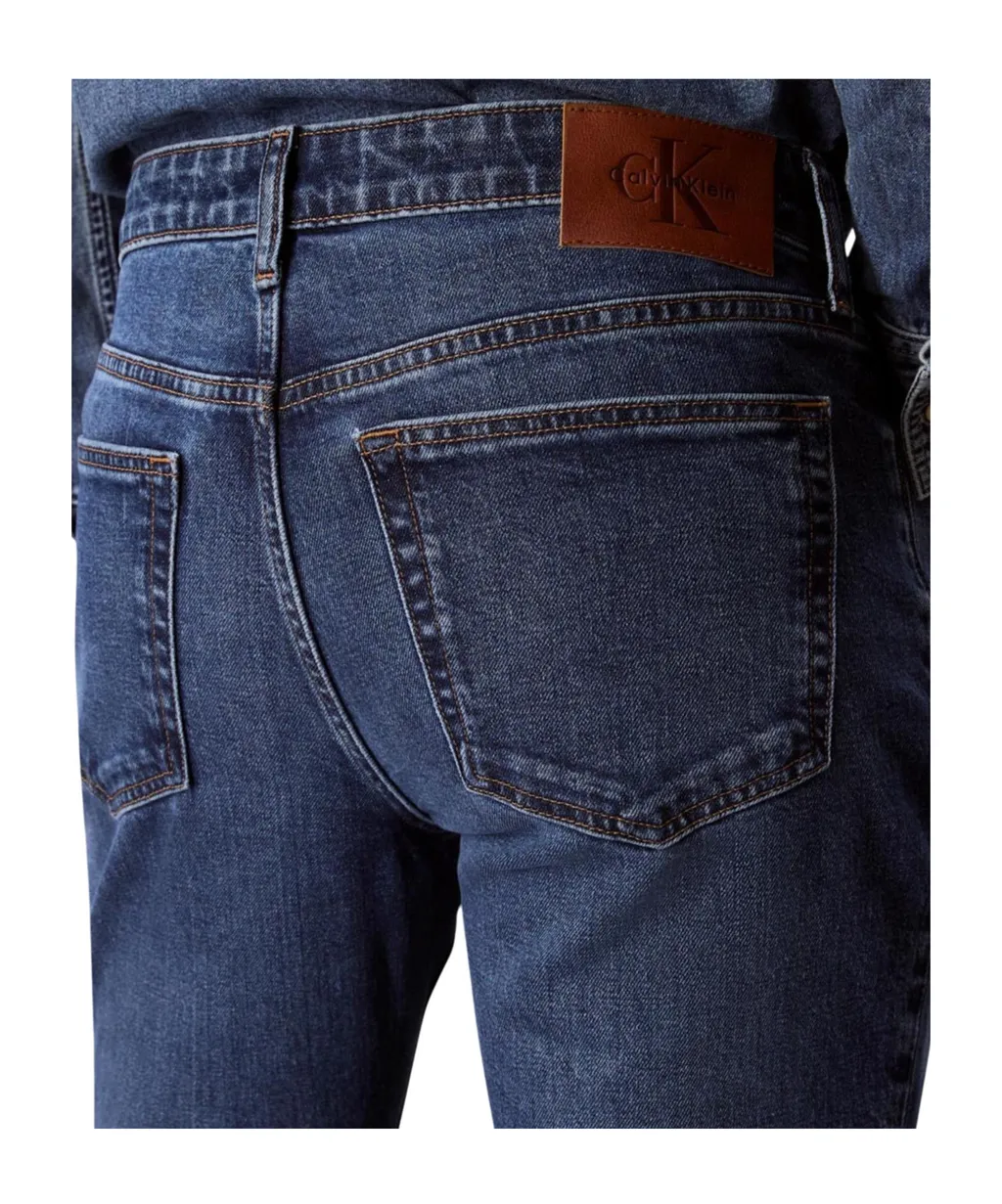 Straight Jeans