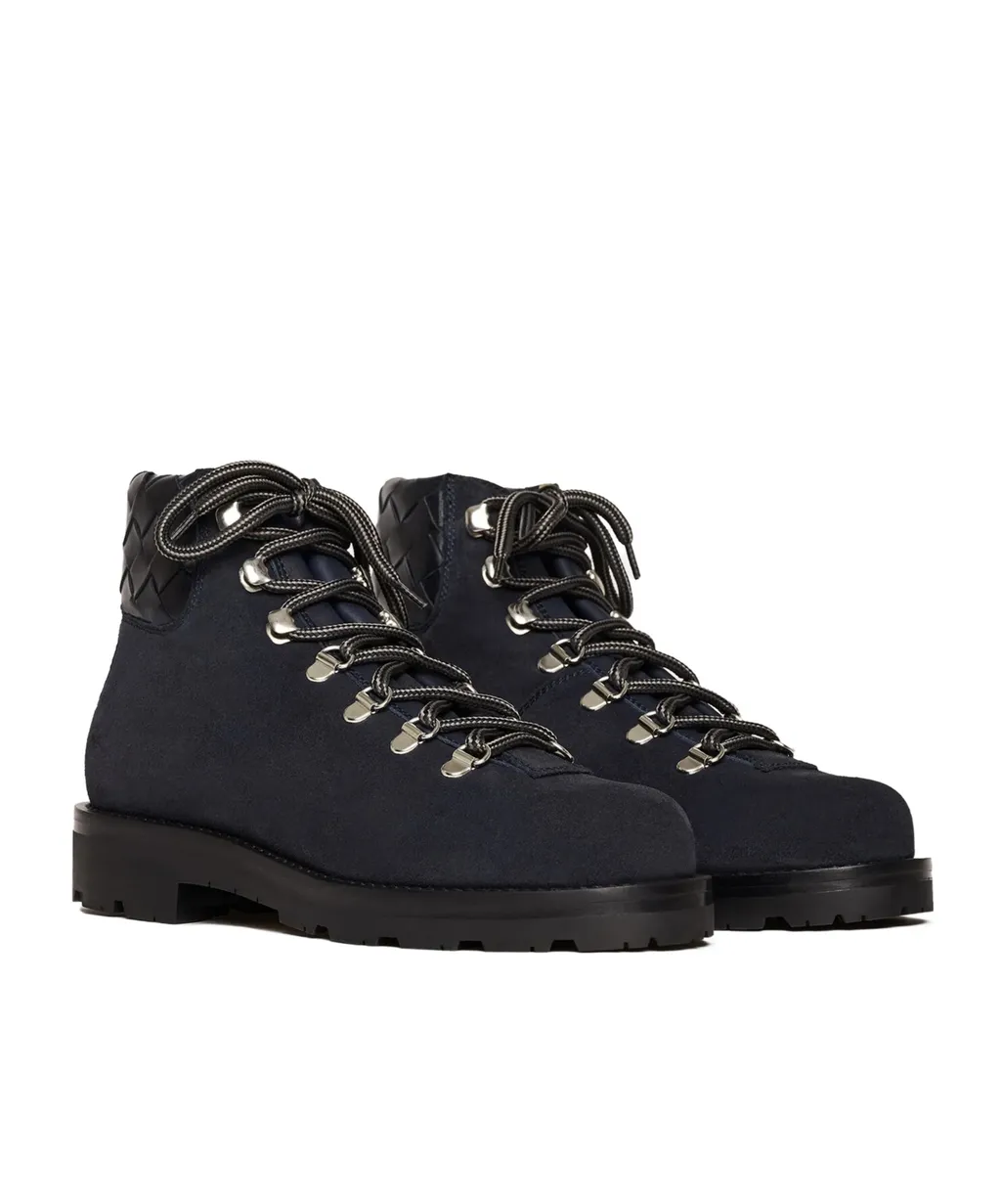 Scarosso Catherine Round-Toe Lace-Up Boots