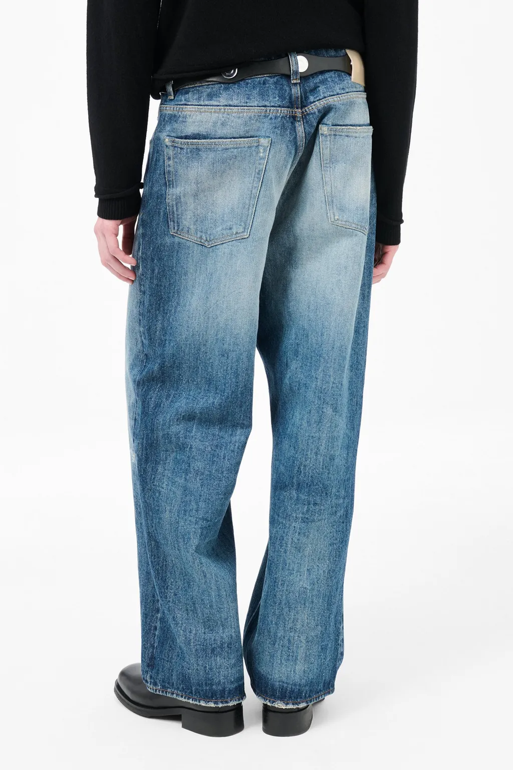 Vast Cut Ripped Jeans