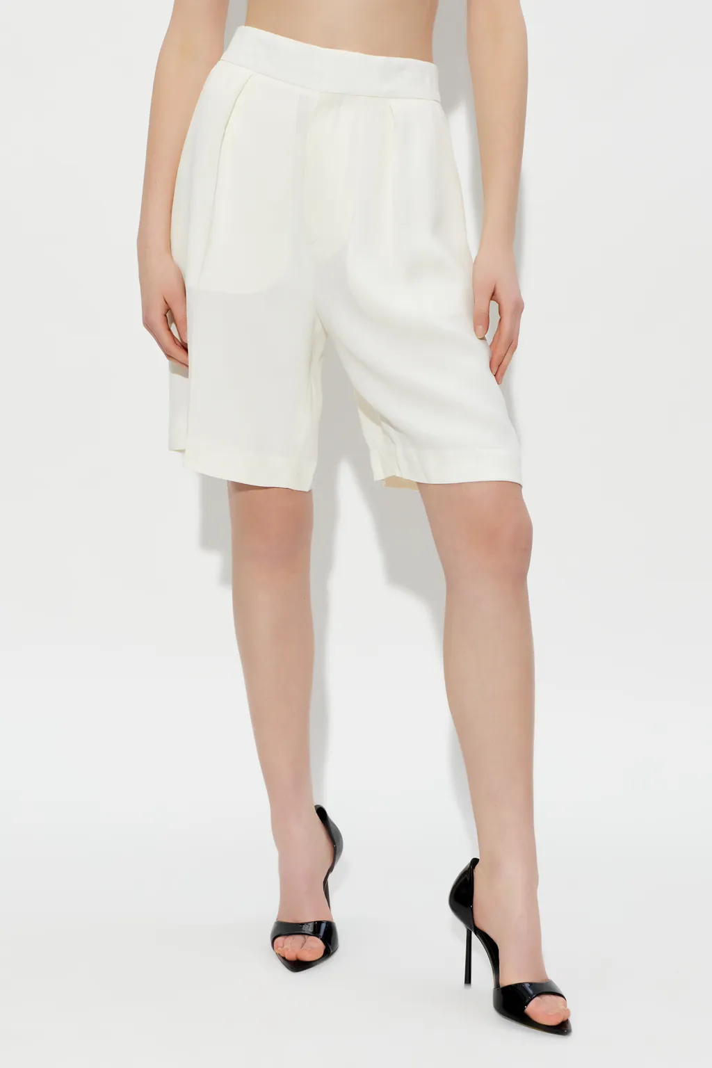 Victoria Beckham Tailored Pleated Shorts