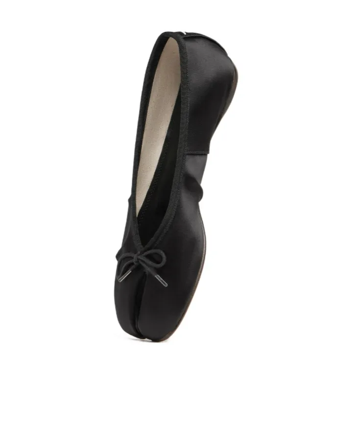 Maison Margiela Tabi Satin Ballerina Shoes