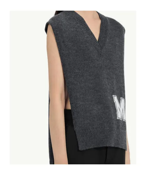 Mm6 Maison Margiela V-Neck Knitted Vest
