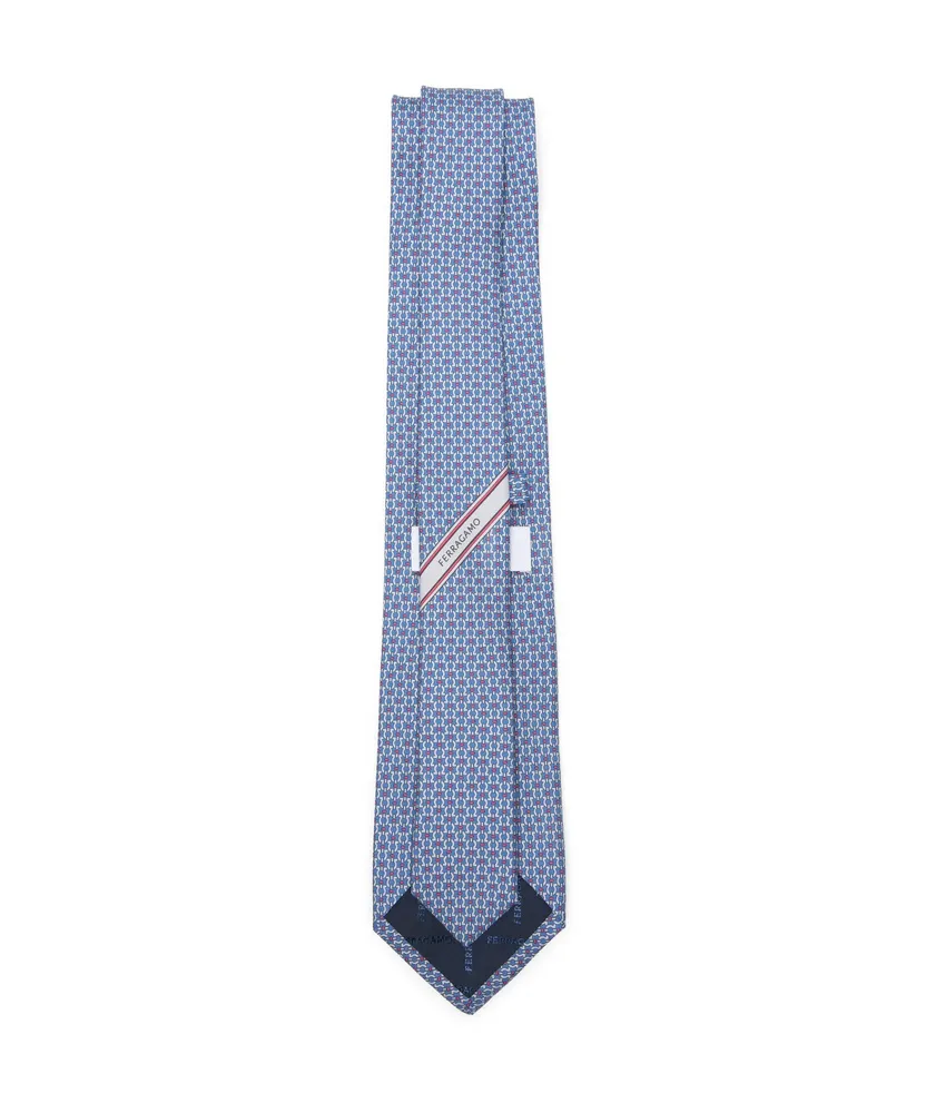 Pointed Tie