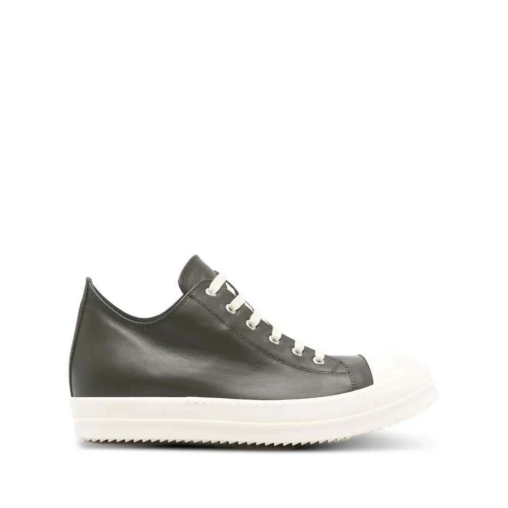 Low Sneaks Sneakers