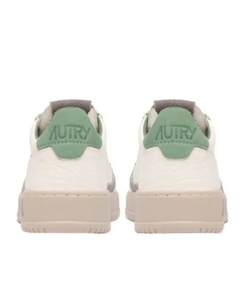 Autry Medalist Low-Top Sneakers
