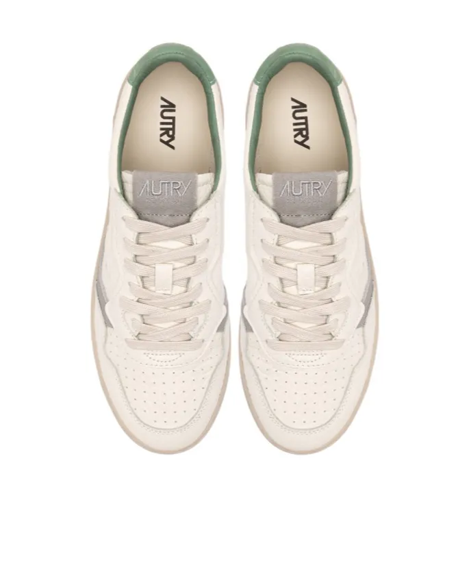 Autry Medalist Low-Top Sneakers
