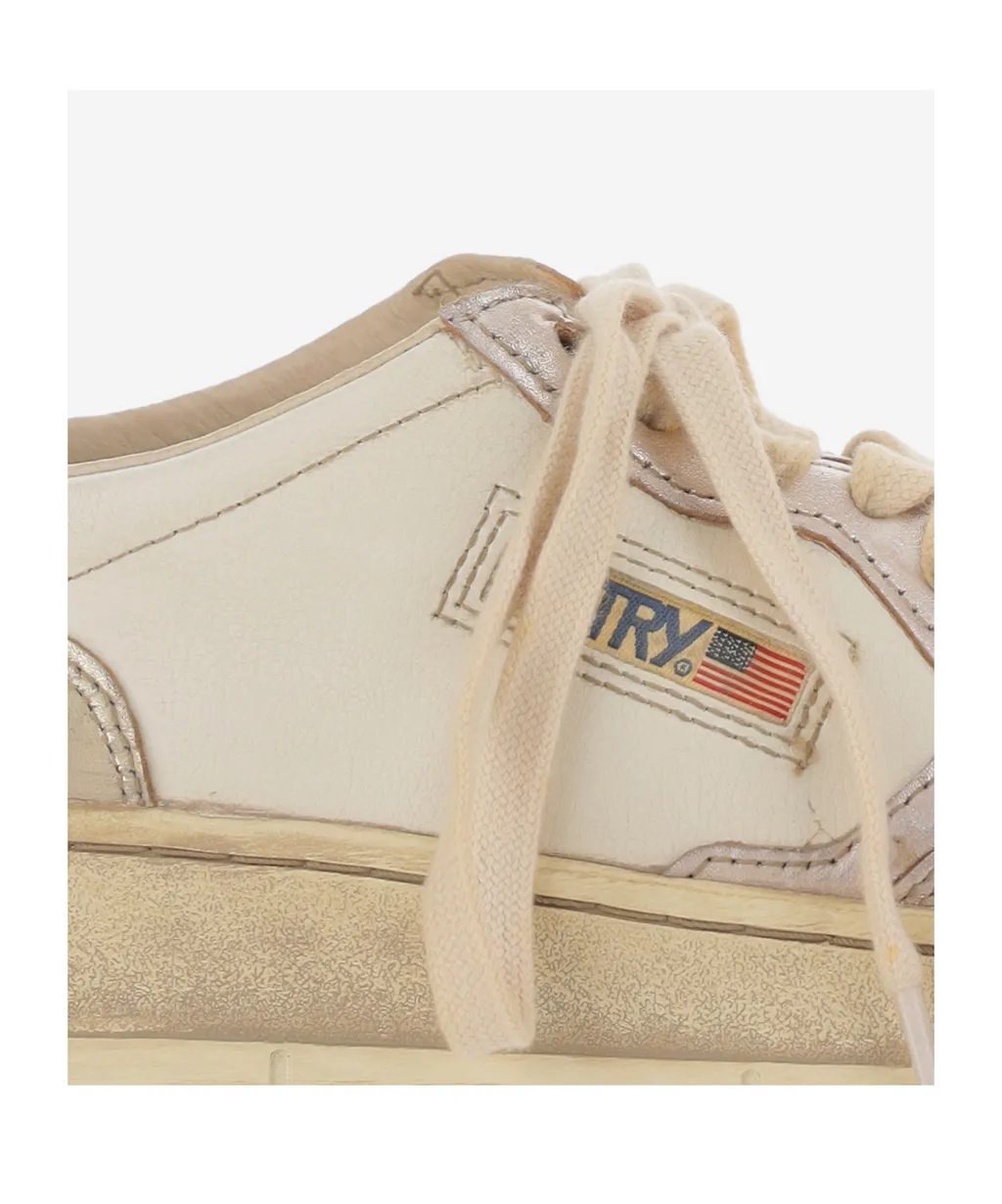 Autry Super Vintage Low-Top Sneakers