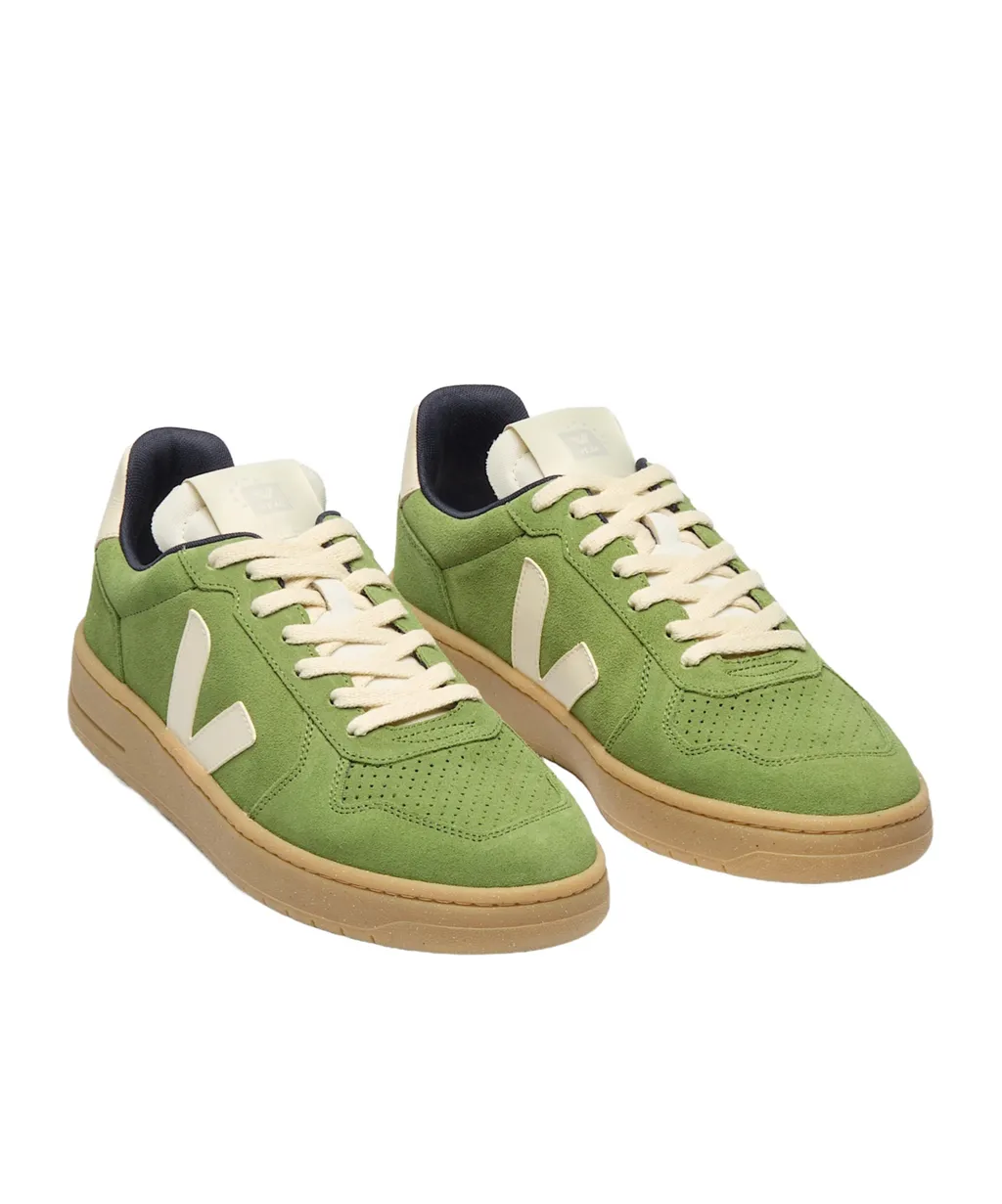 Veja V-82 Sneakers