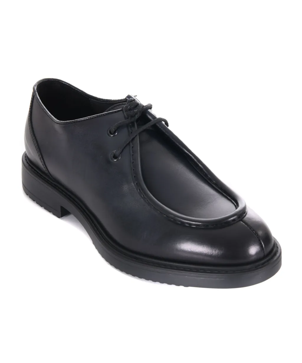 Doucal's Lace-Up Shoes
