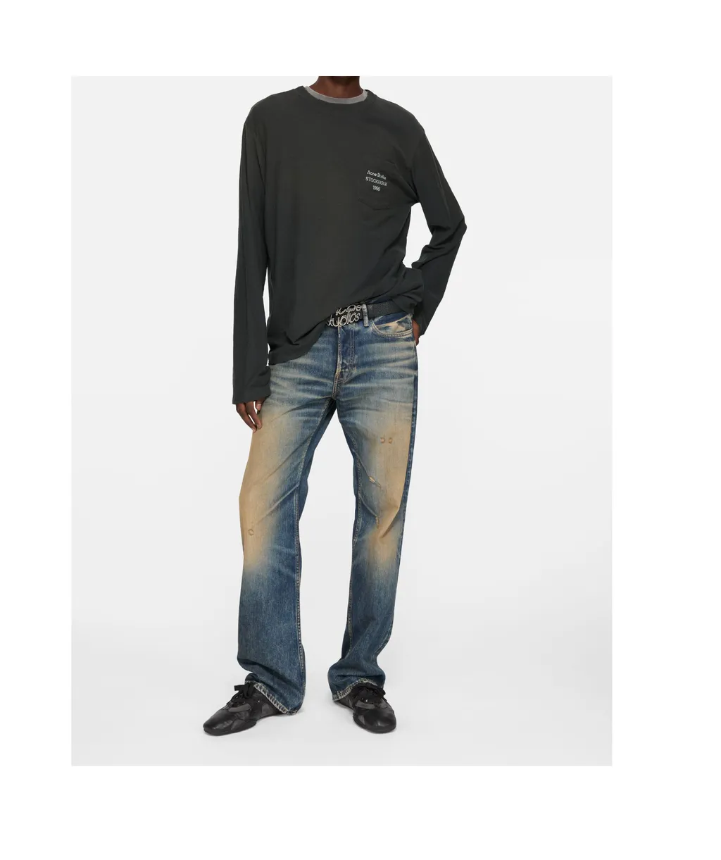 Pocket-Detail Long-Sleeve T-Shirt