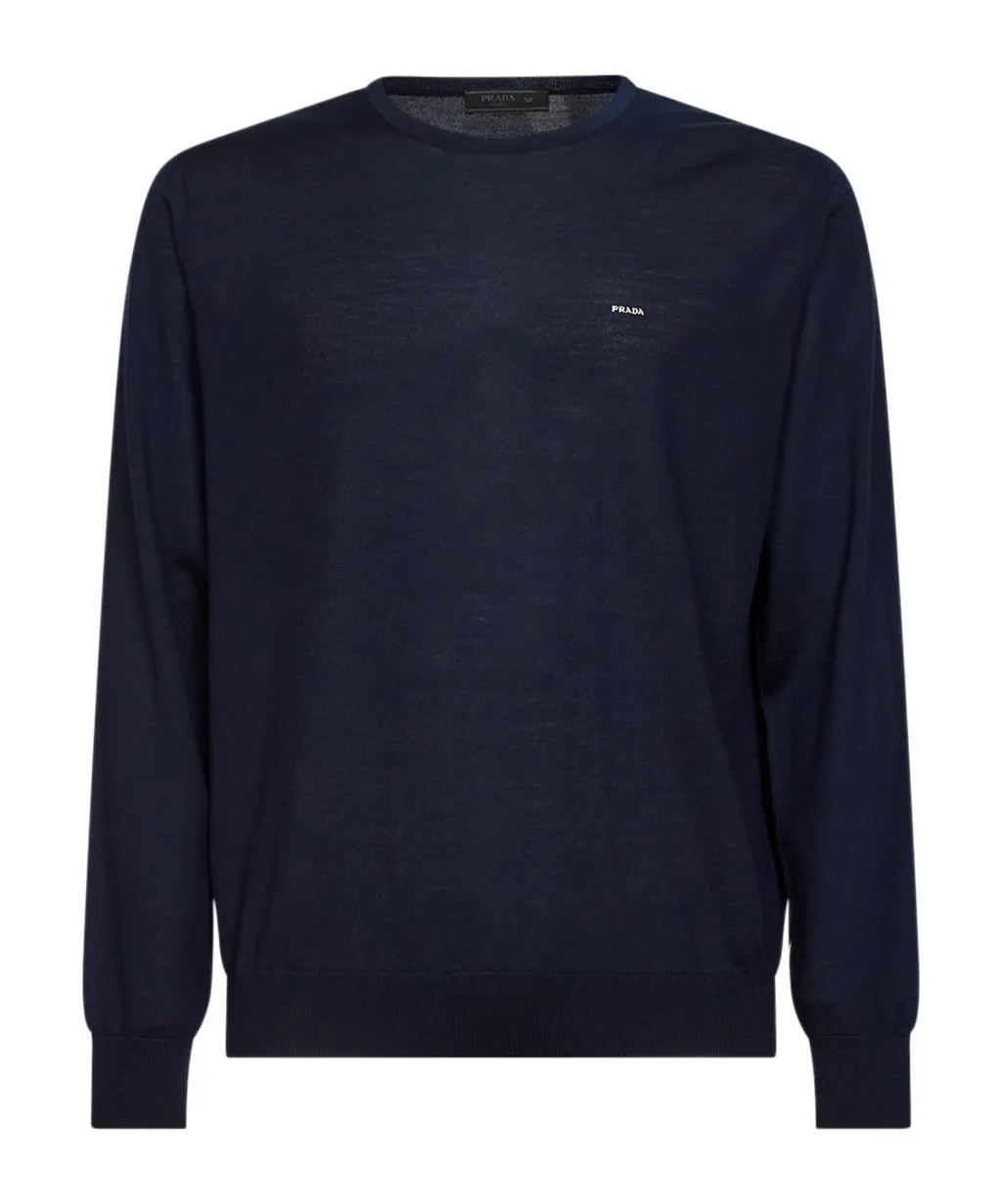 Long-Sleeved Knitwear