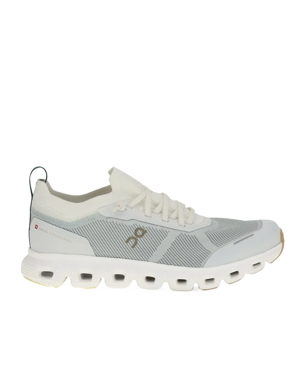 On Running Cloud 6 Versa Sneakers