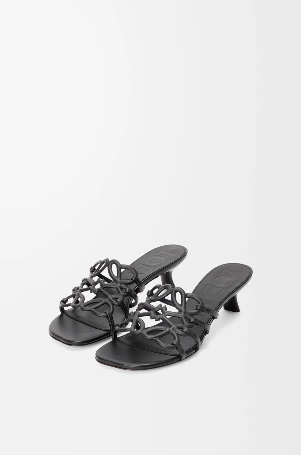 Loewe Petal Anagram Slides