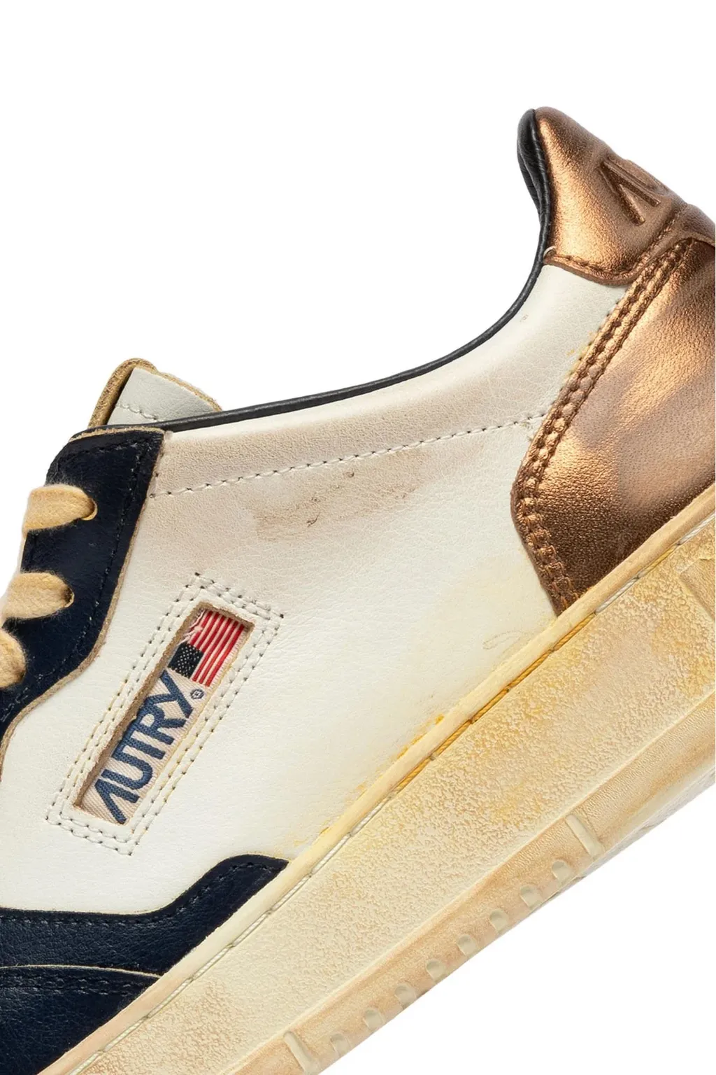 Autry Vintage Panel Low-Top Sneakers