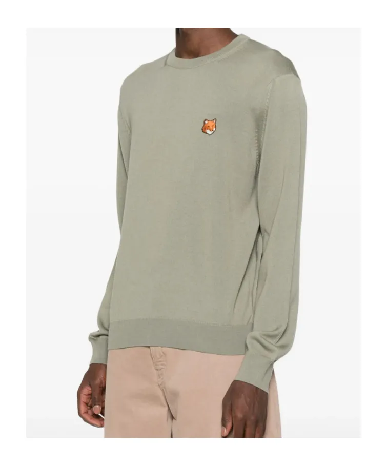 Long-Sleeved Pullover