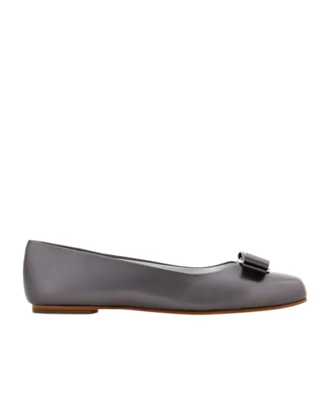 Ferragamo Varina Bow Ballet Flat Shoes