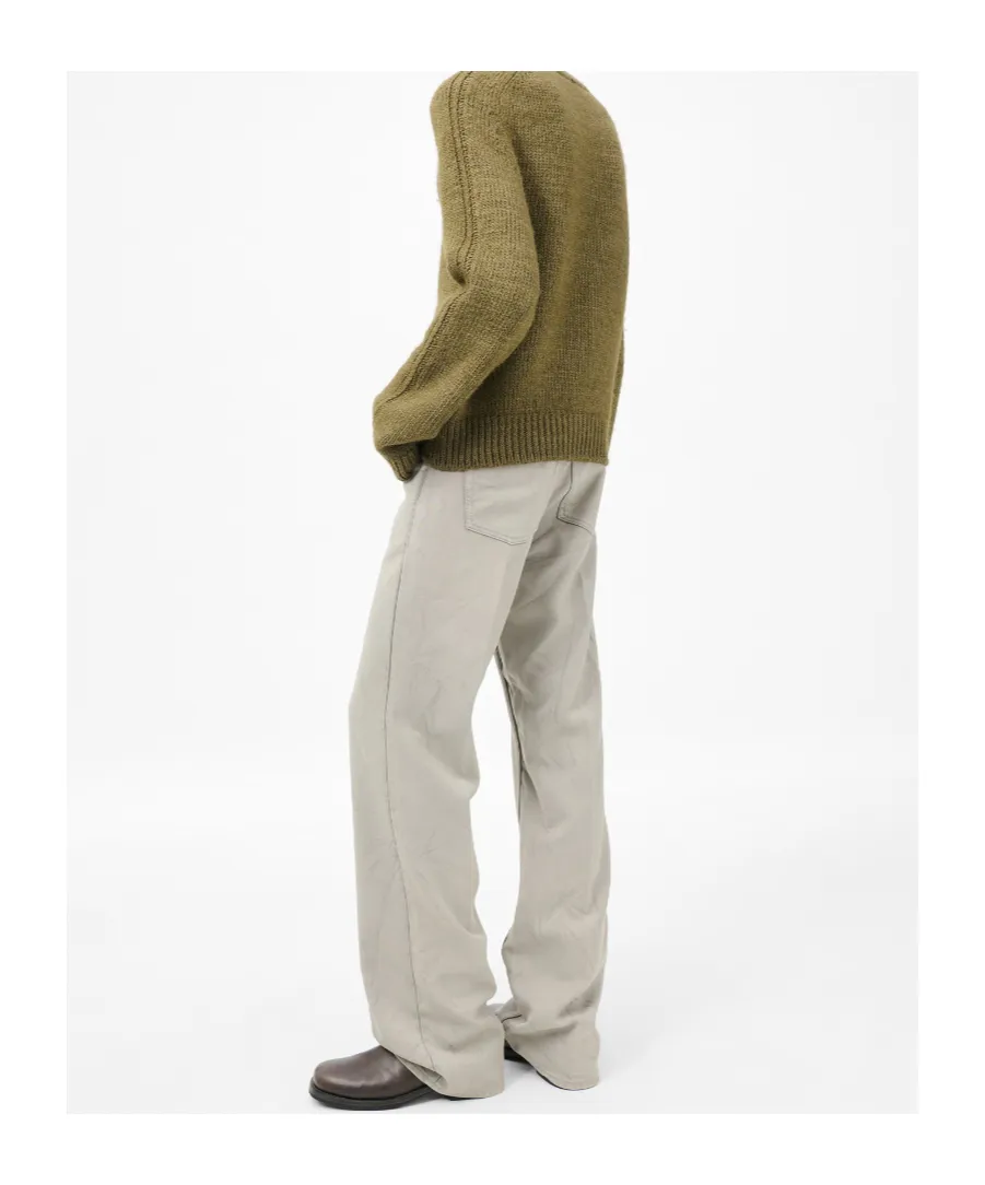 Straigh-Leg Jeans