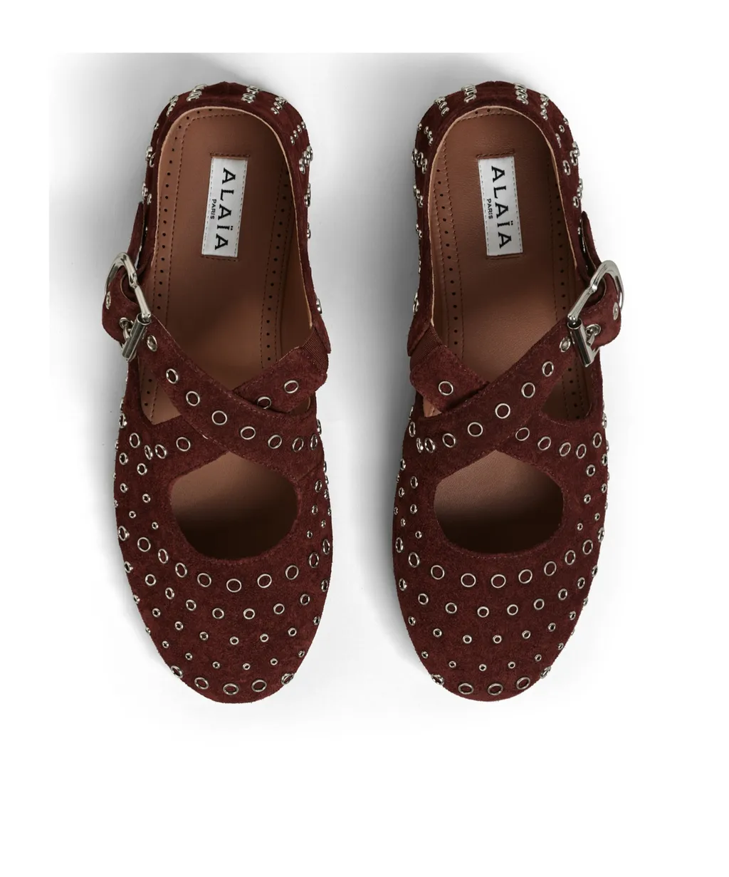 Criss Cross Ballet Flats In Suede With Eyelets