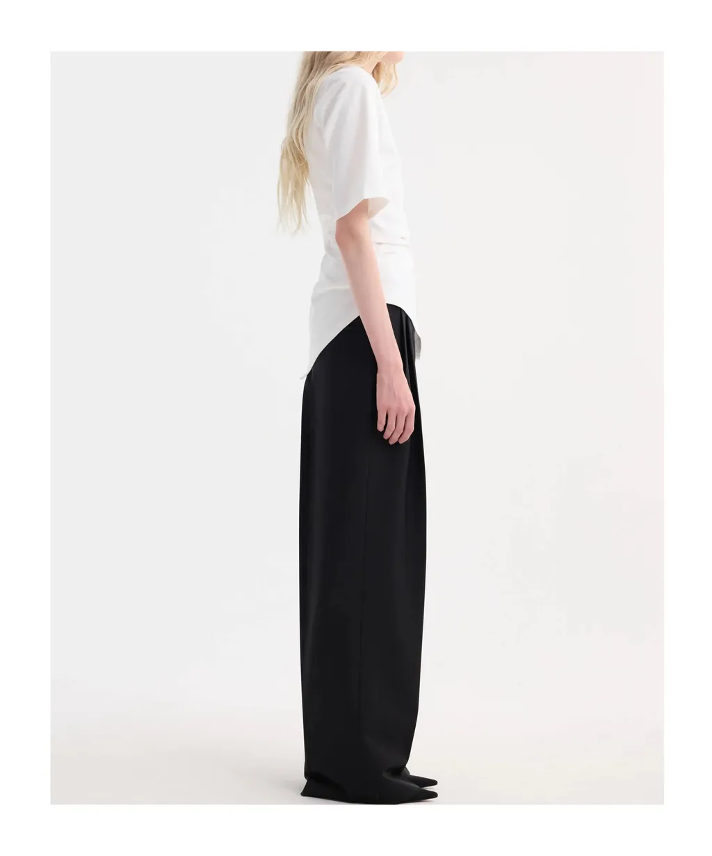 RÓHe Reinvented Twisted T-Shirt