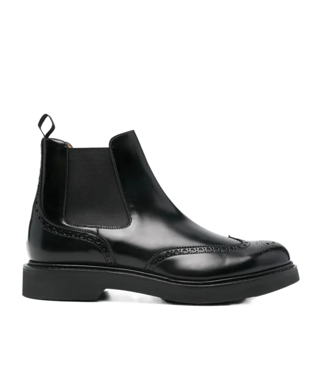 Round Toe Chelsea Boots