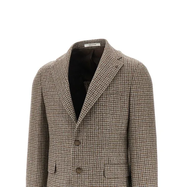 Long-Sleeved Suit Jacket