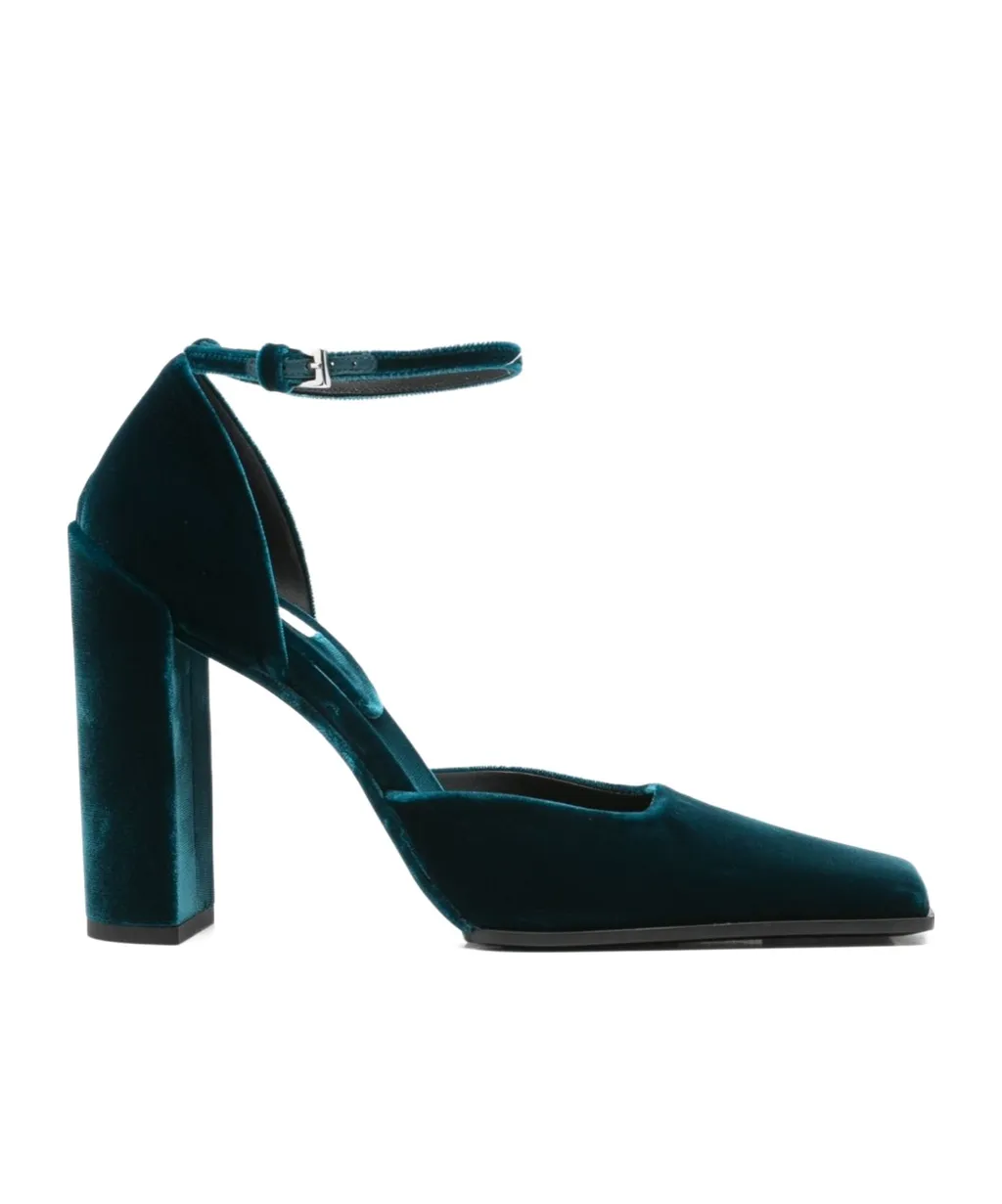 Square D'orsay Pumps In Velvet