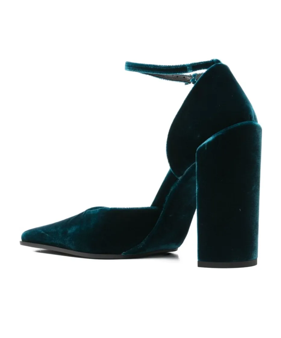 Square D'orsay Pumps In Velvet