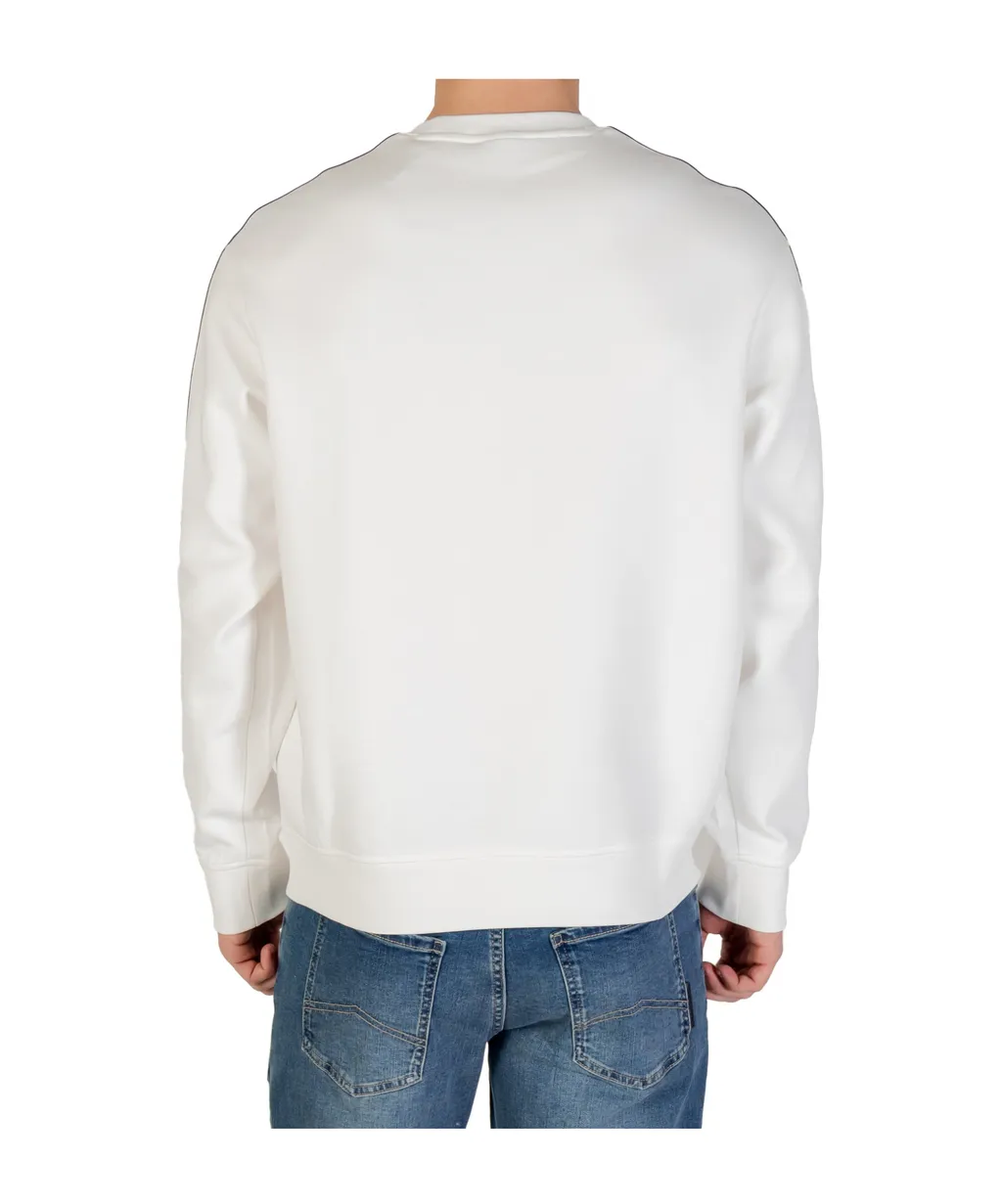 Long-Sleeved Sweatshirt