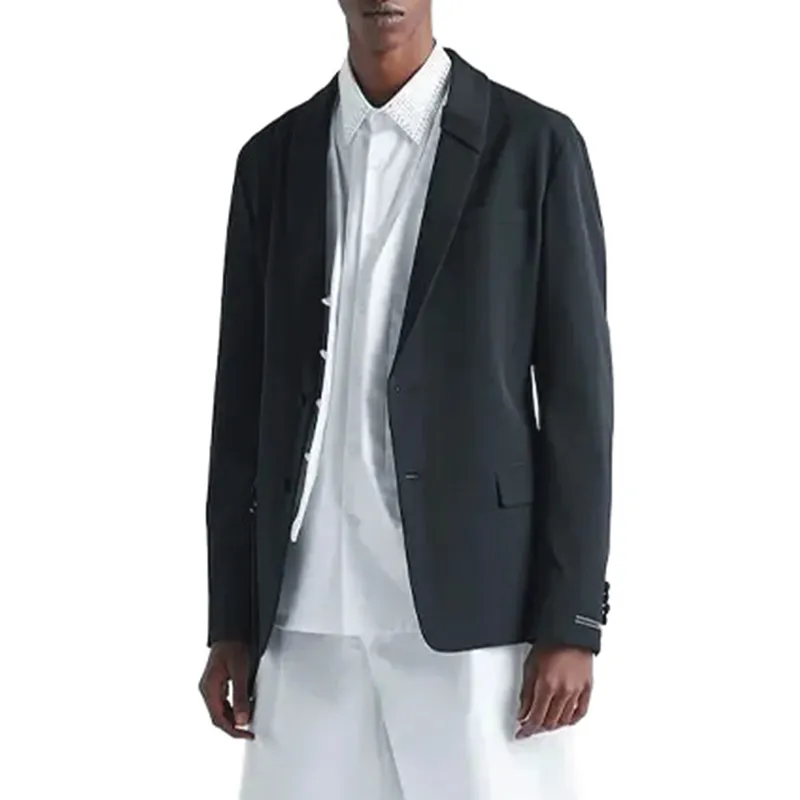 Long-Sleeved Suit Jacket