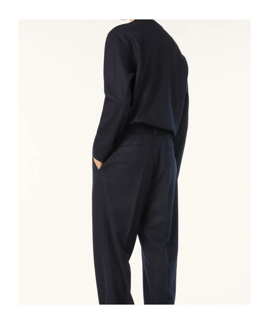 Breia Crewneck