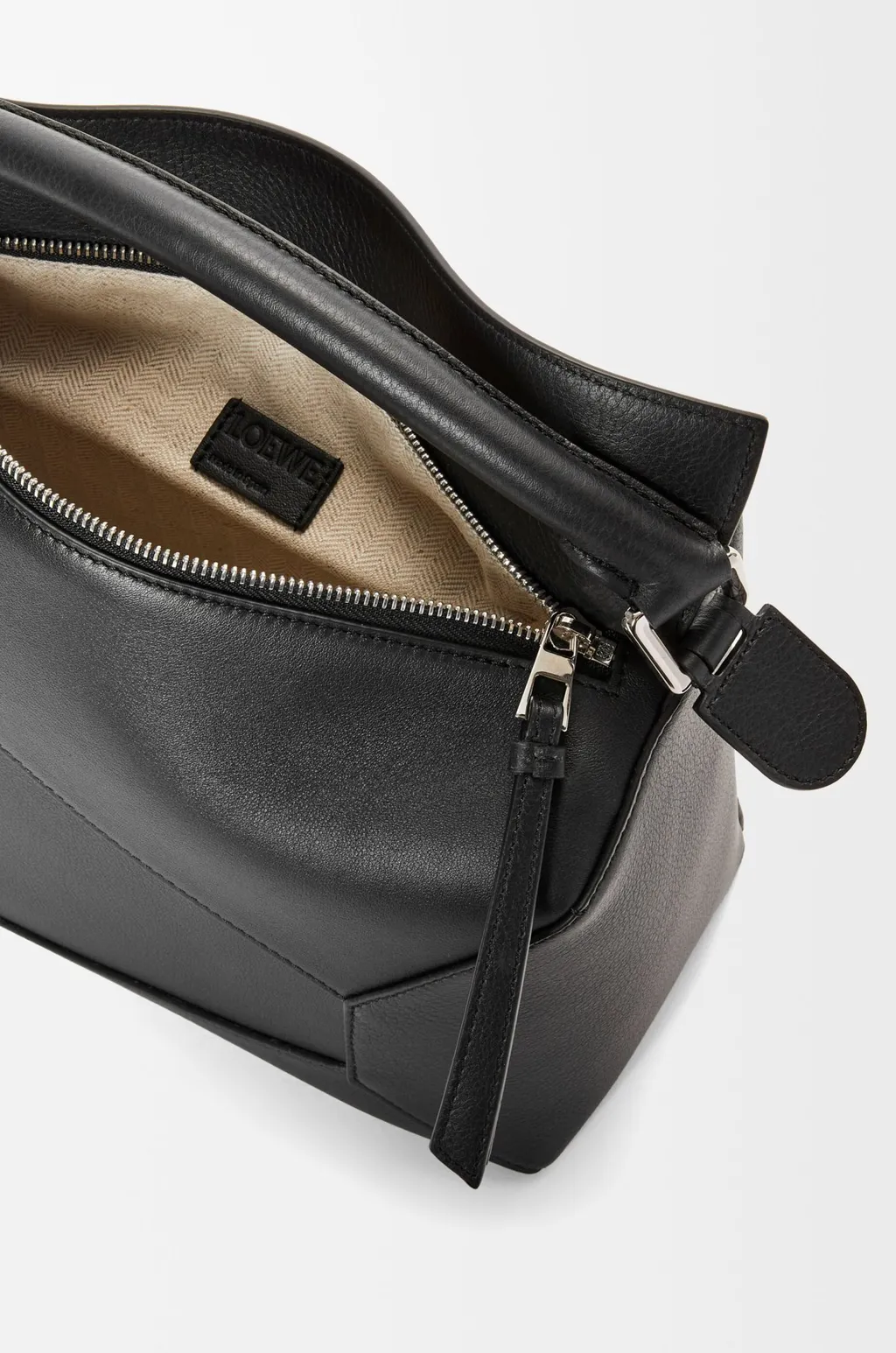 Medium Puzzle Edge Cross Body Bag